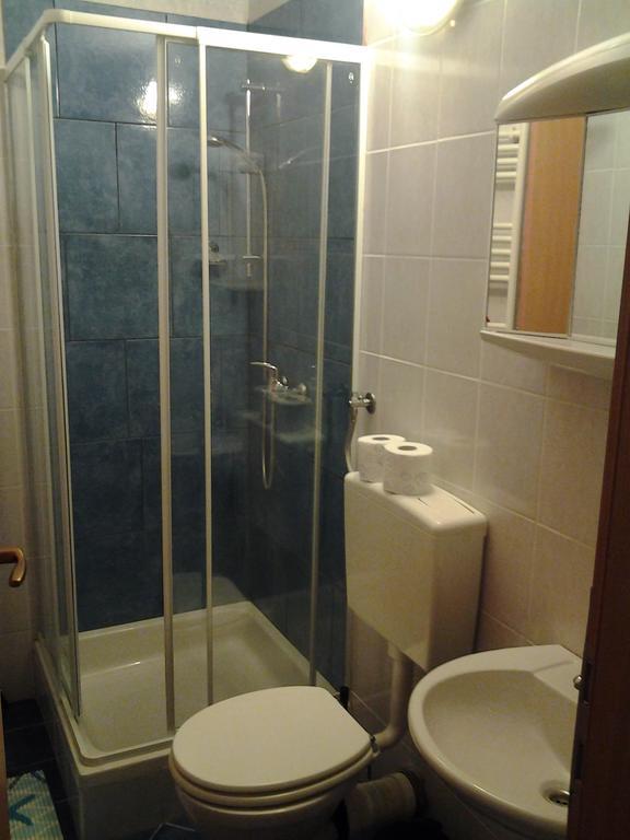 Apartma Sobe Tina Bled Hotel Quarto foto